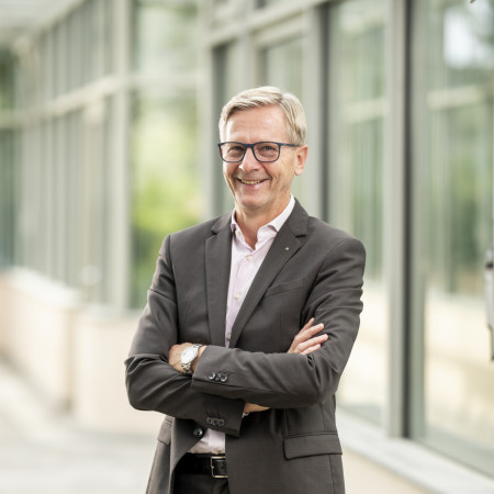  Stefan Zürcher